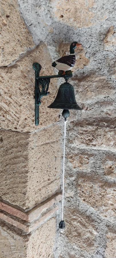 La Chascona Di Farnese Casa Di Tufo Nel Borgo Apartman Kültér fotó